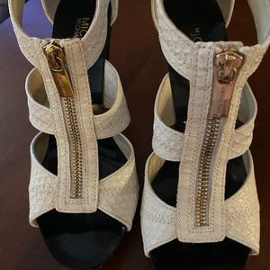 MICHAEL KORS Ivory Heels